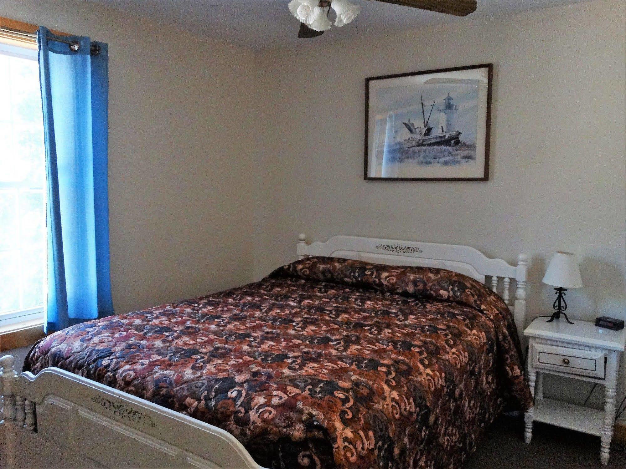 Belle Of Maine Hotel Уелс Екстериор снимка