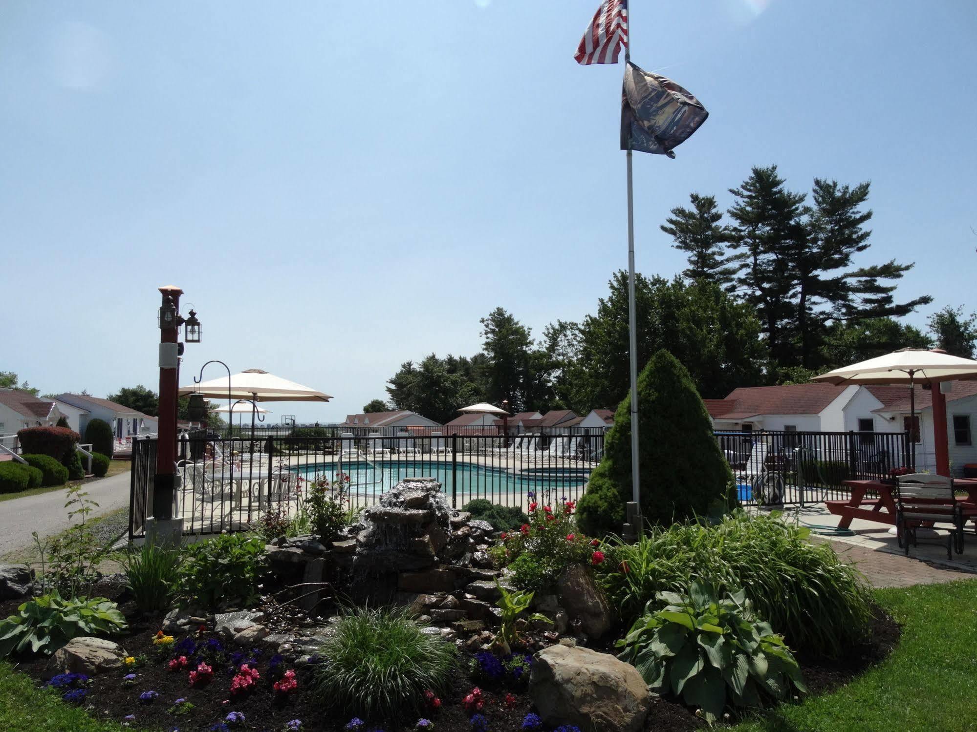 Belle Of Maine Hotel Уелс Екстериор снимка
